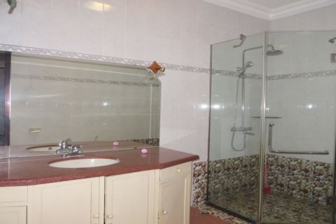 5 bedrooms Villa in Tay Ho, Ha Noi, No. 20231 10