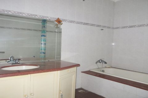 5 bedrooms Villa in Tay Ho, Ha Noi, No. 20231 17