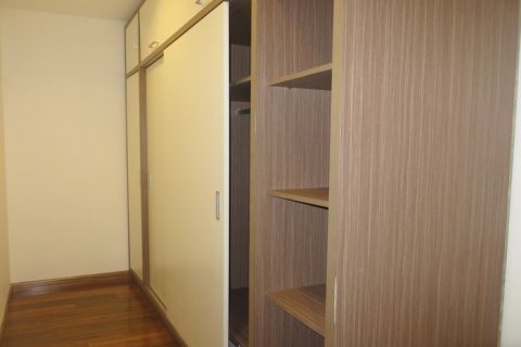 Квартира с 3 спальнями в Тэйхо, Ханой ,  № 20230 10
