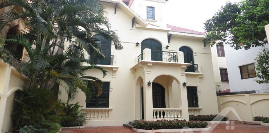 4 bedrooms Villa in Tay Ho, Ha Noi,  No. 19949