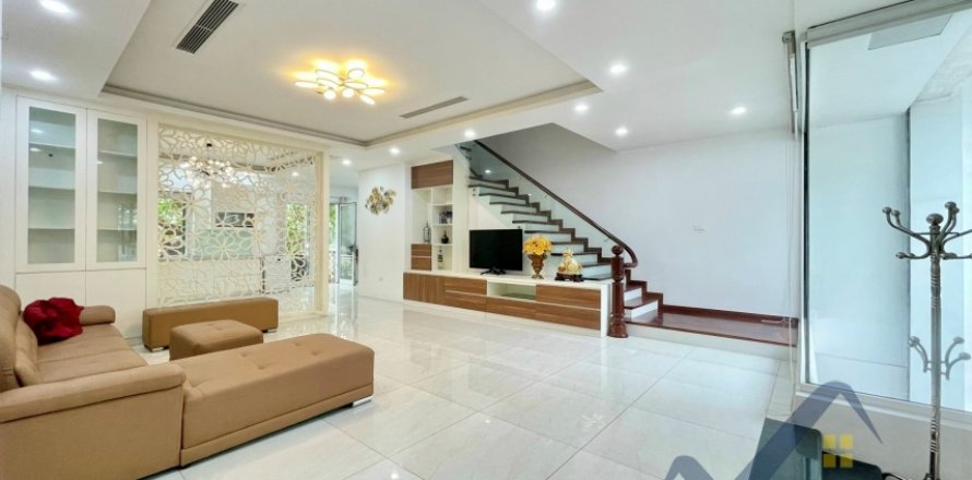 4 bedrooms Villa in Long Bien, Ha Noi, No. 19947