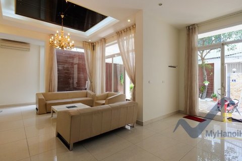 3 bedrooms Villa in Tay Ho, Ha Noi, No. 19536 4