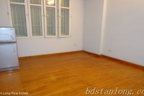 3 bedrooms House in Hai Ba Trung, Ha Noi,  No. 8424 5