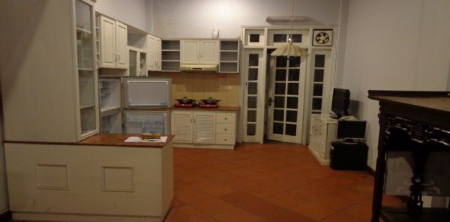 3 bedrooms House in Hai Ba Trung, Ha Noi,  No. 8424