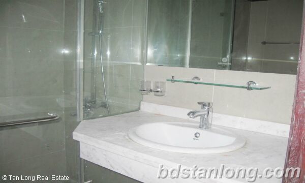 3 bedrooms Apartment in Ba Dinh, Ha Noi, Vietnam No. 8426