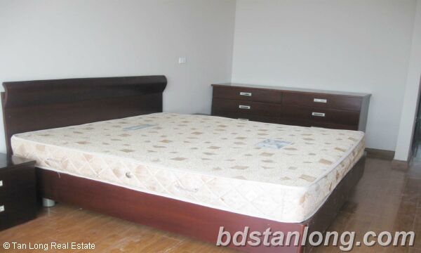 3 bedrooms Apartment in Ba Dinh, Ha Noi, Vietnam No. 8426