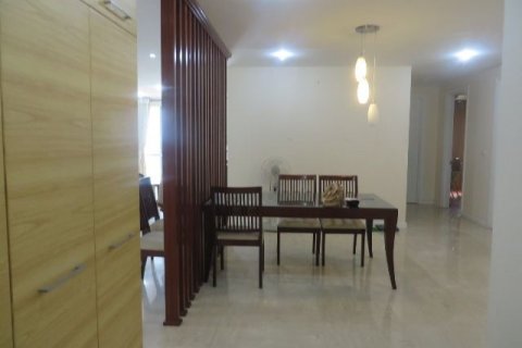 4 bedrooms Apartment in Tay Ho, Ha Noi, No. 7421 4