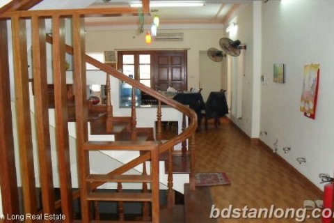 Дом с 4 спальнями в Каузяй, Ханой ,  № 8525