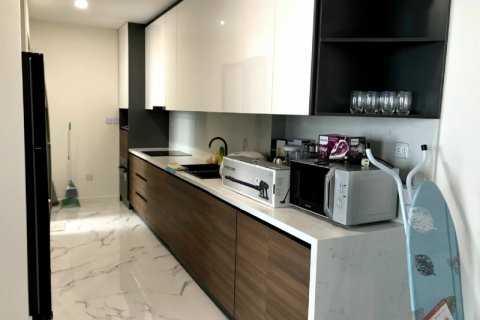 3 bedrooms Apartment in Bac Tu Liem, Ha Noi, No. 9592 3
