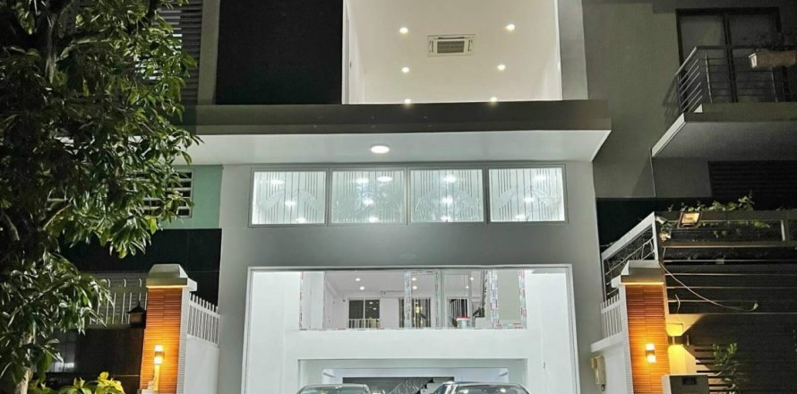 Studio Townhouse in District 7, Ho Chi Minh,  No. 9586