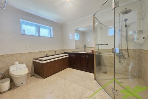 5 bedrooms Villa in Nha Trang, No. 28611 18