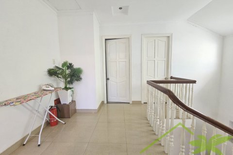 5 bedrooms Villa in Nha Trang, No. 28611 24