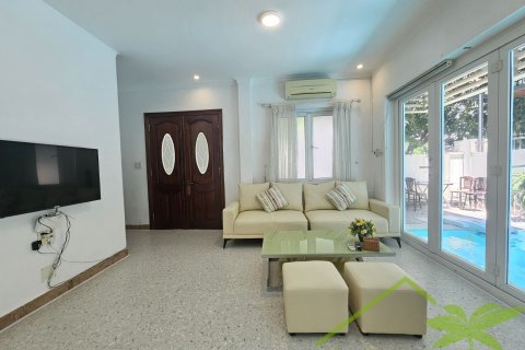 5 bedrooms Villa in Nha Trang, No. 28611 6