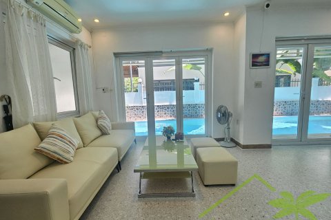 5 bedrooms Villa in Nha Trang, No. 28611 7