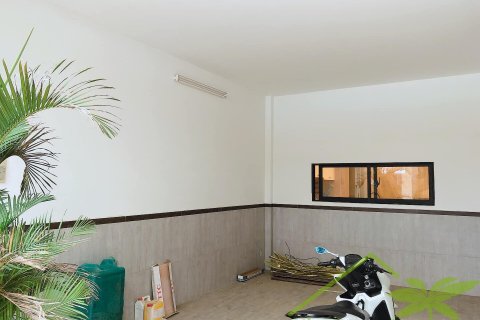 3 bedrooms House in Nha Trang, No. 28612 2