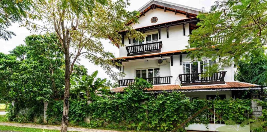 5 bedrooms Villa in Nha Trang, No. 28610
