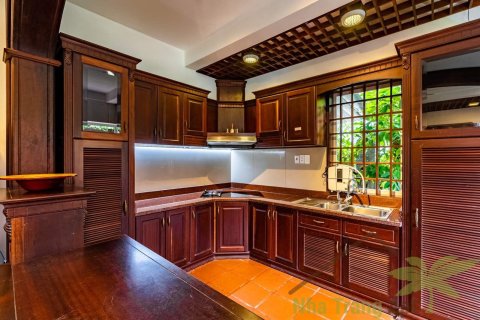 5 bedrooms Villa in Nha Trang, No. 28610 7