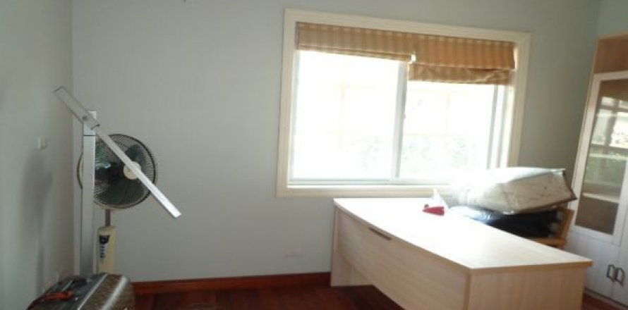 4 bedrooms Villa in Bac Tu Liem, Ha Noi,  No. 8049