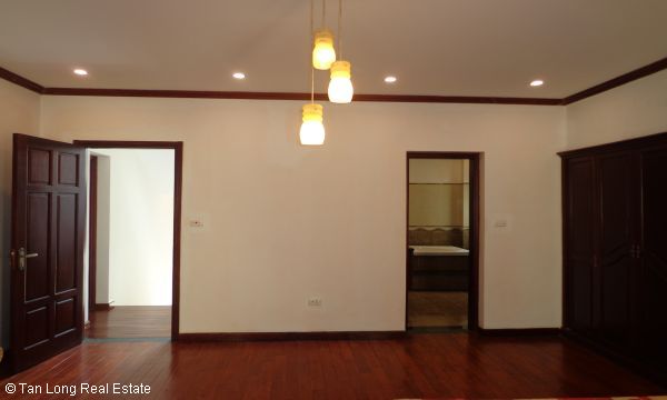 4 bedrooms House in Tay Ho, Ha Noi, Vietnam No. 7642