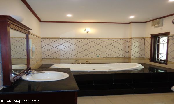 4 bedrooms House in Tay Ho, Ha Noi, Vietnam No. 7642