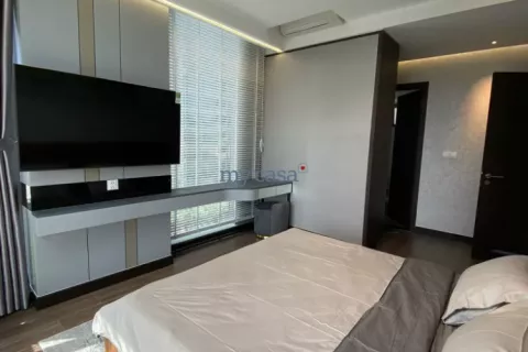Квартира с 2 спальнями в Тхудык, Хошимин , № 11063 7