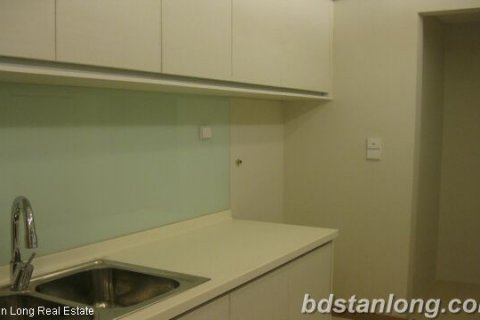 2 bedrooms Apartment in Dong Da, Ha Noi, No. 8270 3