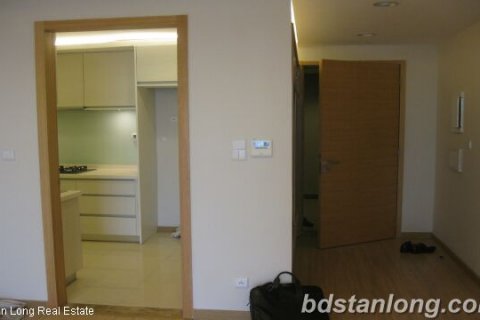 2 bedrooms Apartment in Dong Da, Ha Noi, No. 8270 8