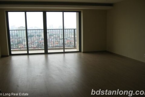 3 bedrooms Apartment in Dong Da, Ha Noi, No. 8269 7