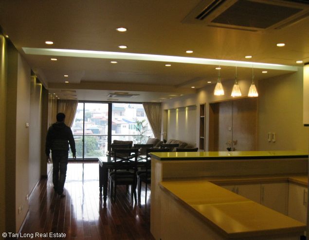 Квартира с 3 спальнями в Тэйхо, Ханой, Вьетнам № 3670