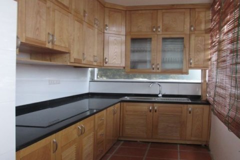 Квартира студия в Бадинь, Ханой ,  № 6442 8