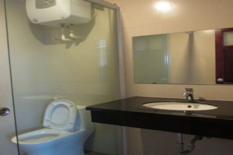 Квартира студия в Бадинь, Ханой ,  № 6442 6