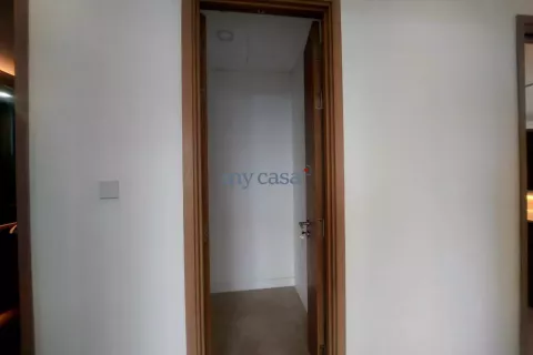 Квартира с 3 спальнями в Тхудык, Хошимин , № 11286 8