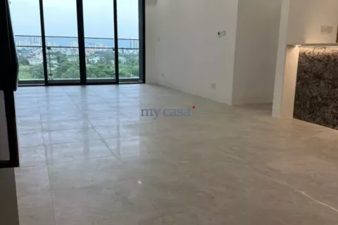 Квартира с 3 спальнями в Тхудык, Хошимин ,  № 11285