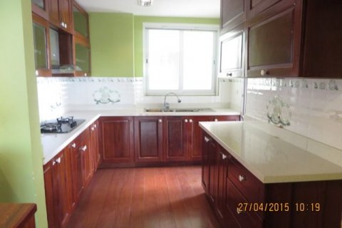 Квартира с 3 спальнями в Тэйхо, Ханой , № 5314 2