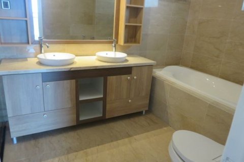 Квартира с 4 спальнями в Тэйхо, Ханой ,  № 5312 13