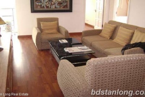 3 bedrooms Apartment in Tay Ho, Ha Noi, No. 7919 8