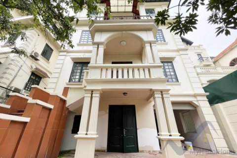 4 bedrooms Villa in Tay Ho, Ha Noi, No. 18863 2