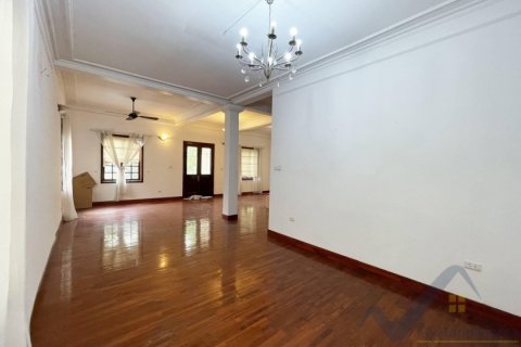 4 bedrooms Villa in Tay Ho, Ha Noi, No. 18863 11