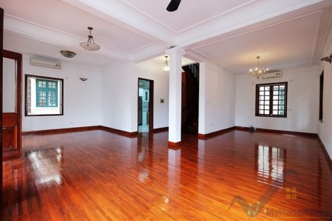 4 bedrooms Villa in Tay Ho, Ha Noi, No. 18863 5
