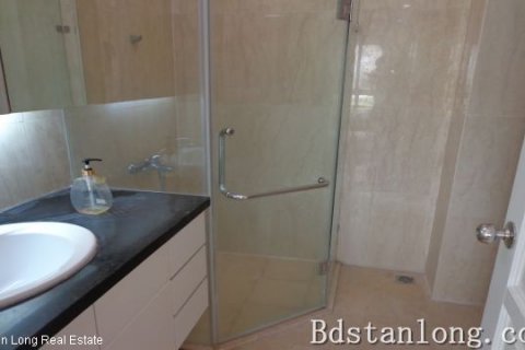 3 bedrooms Apartment in Tay Ho, Ha Noi, No. 7669 7