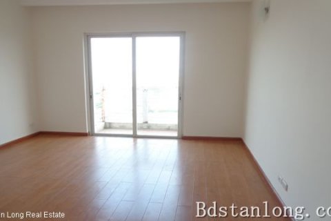 4 bedrooms Apartment in Tay Ho, Ha Noi, No. 7668 7