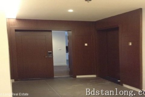 3 bedrooms Apartment in Ba Dinh, Ha Noi, No. 8026 2
