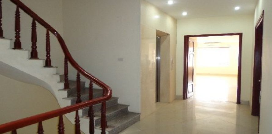 Квартира с 1 спальней в Тэйхо, Ханой , № 8030