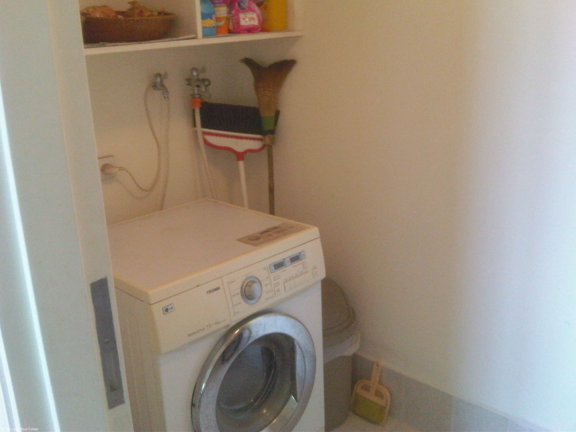 3 bedrooms Apartment in Nam Tu Liem, Ha Noi, Vietnam No. 8493