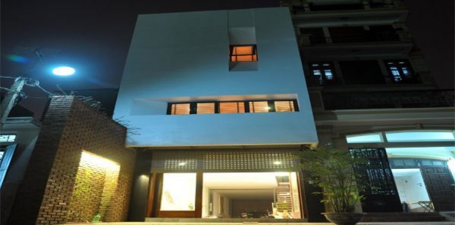 4 bedrooms House in Nam Tu Liem, Ha Noi,  No. 8495