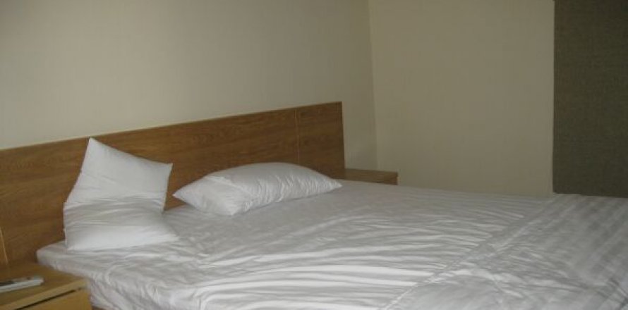 3 bedrooms Apartment in Dong Da, Ha Noi,  No. 7990