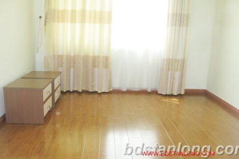 Квартира с 4 спальнями в Тэйхо, Ханой , № 7713 9