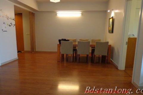 4 bedrooms Apartment in Tay Ho, Ha Noi, No. 7677 6