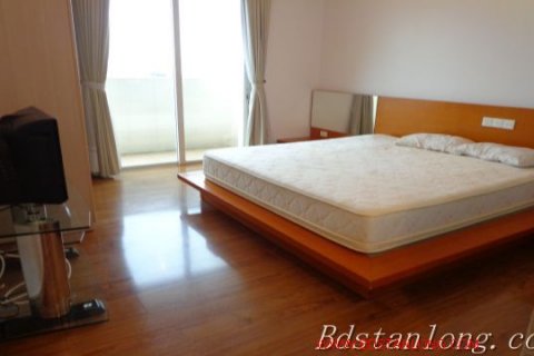 4 bedrooms Apartment in Tay Ho, Ha Noi, No. 7677 8