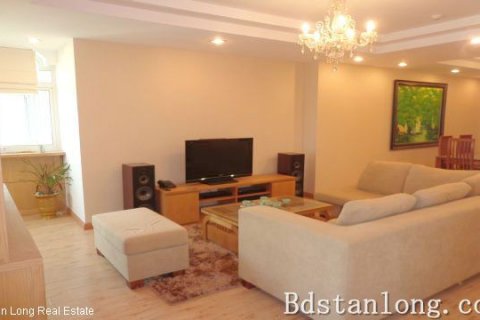 3 bedrooms Apartment in Tay Ho, Ha Noi, No. 7672 3
